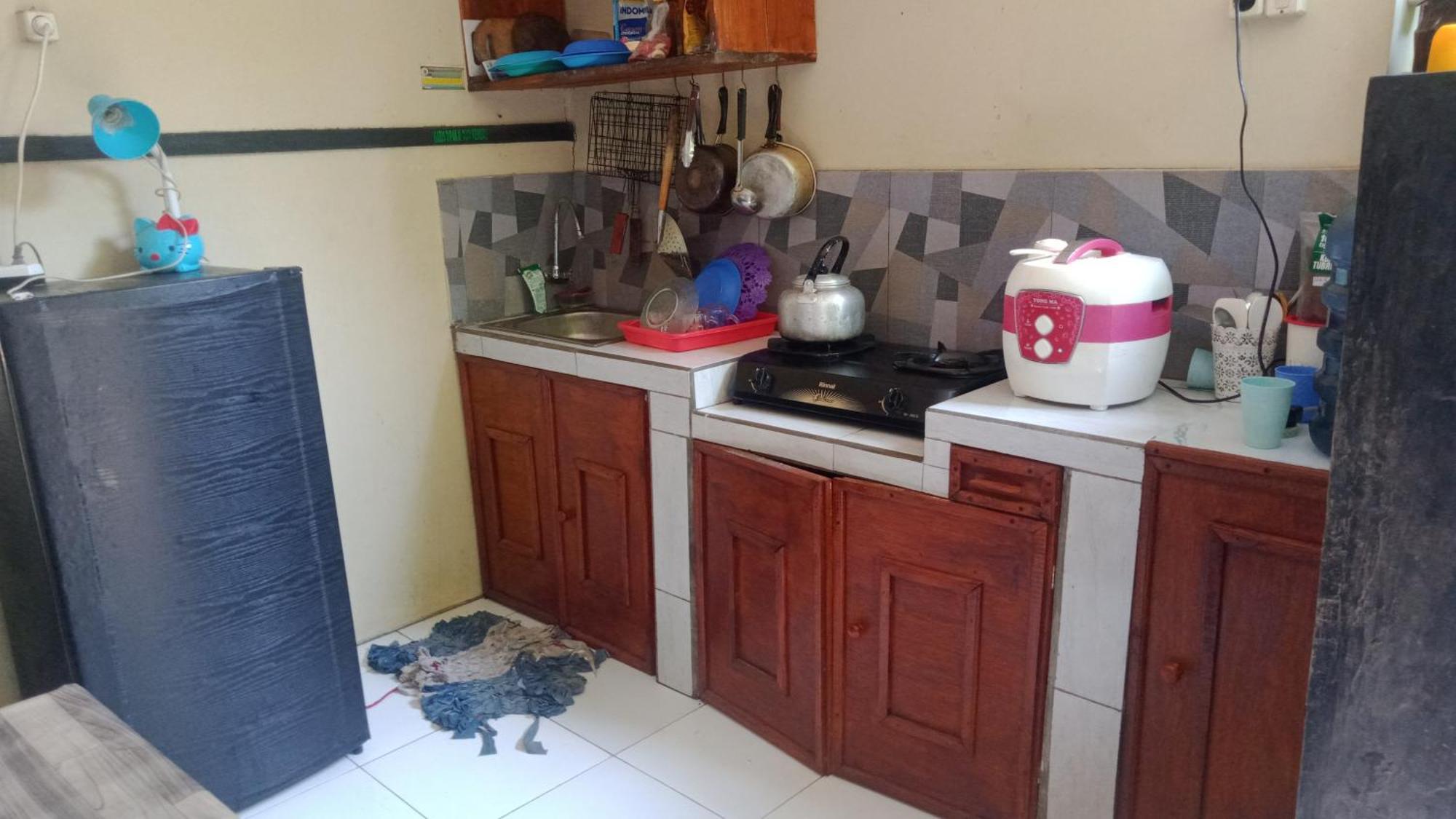 Penginapan Griya Pas Pusaka Alam Satu *